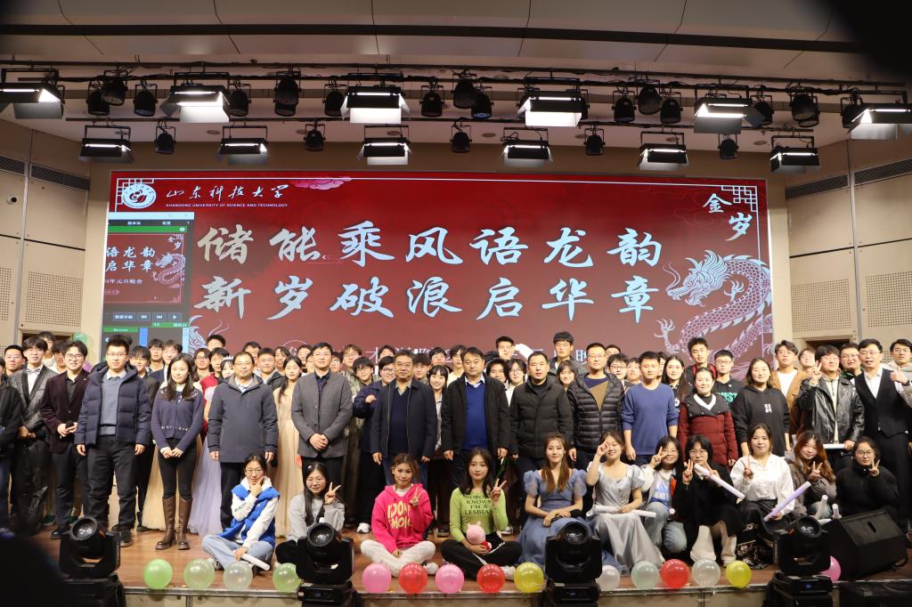日韩三级